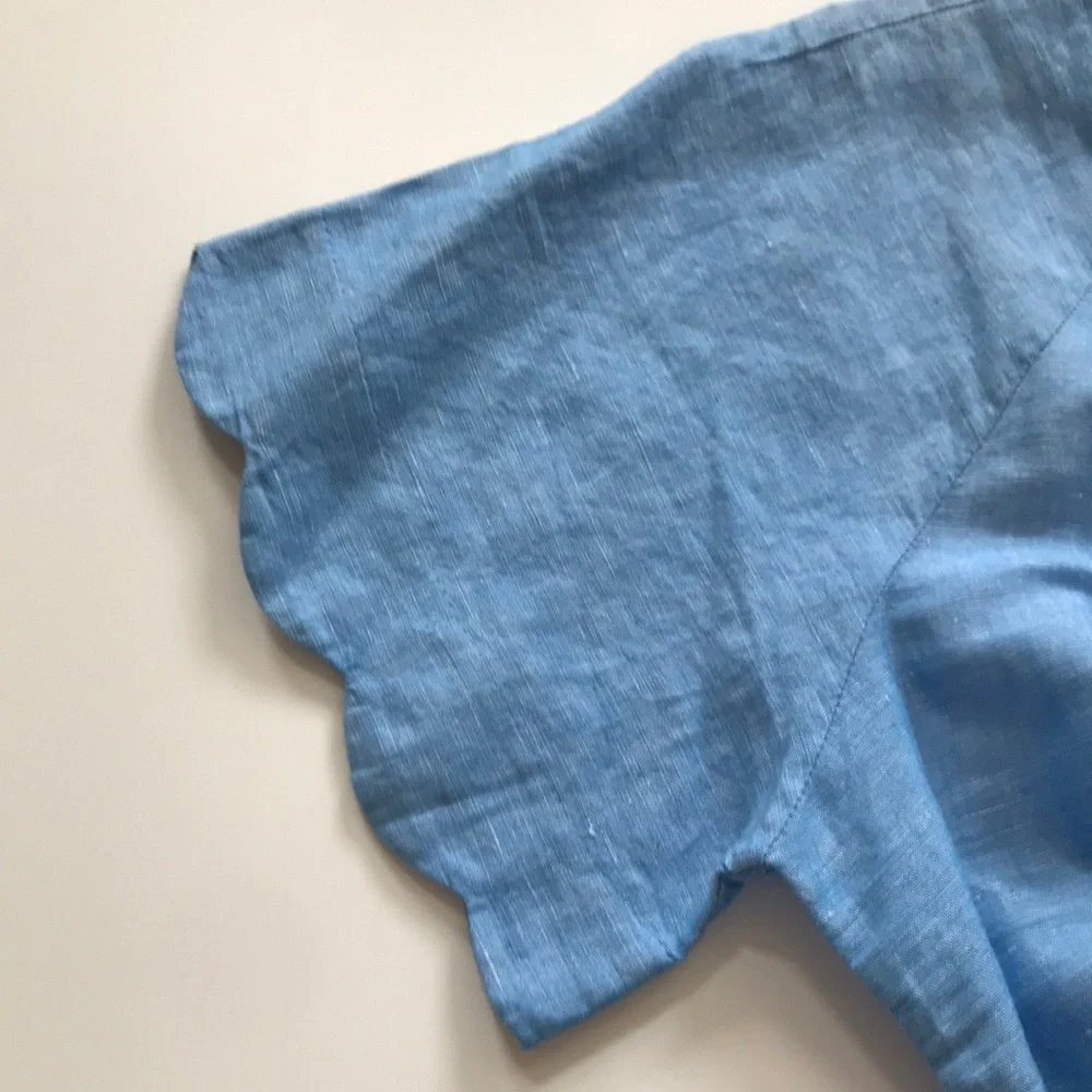 J. Crew Linen Short Sleeve Scallop Trim Scoop Neck Romper Chambray Blue Sz M NWT